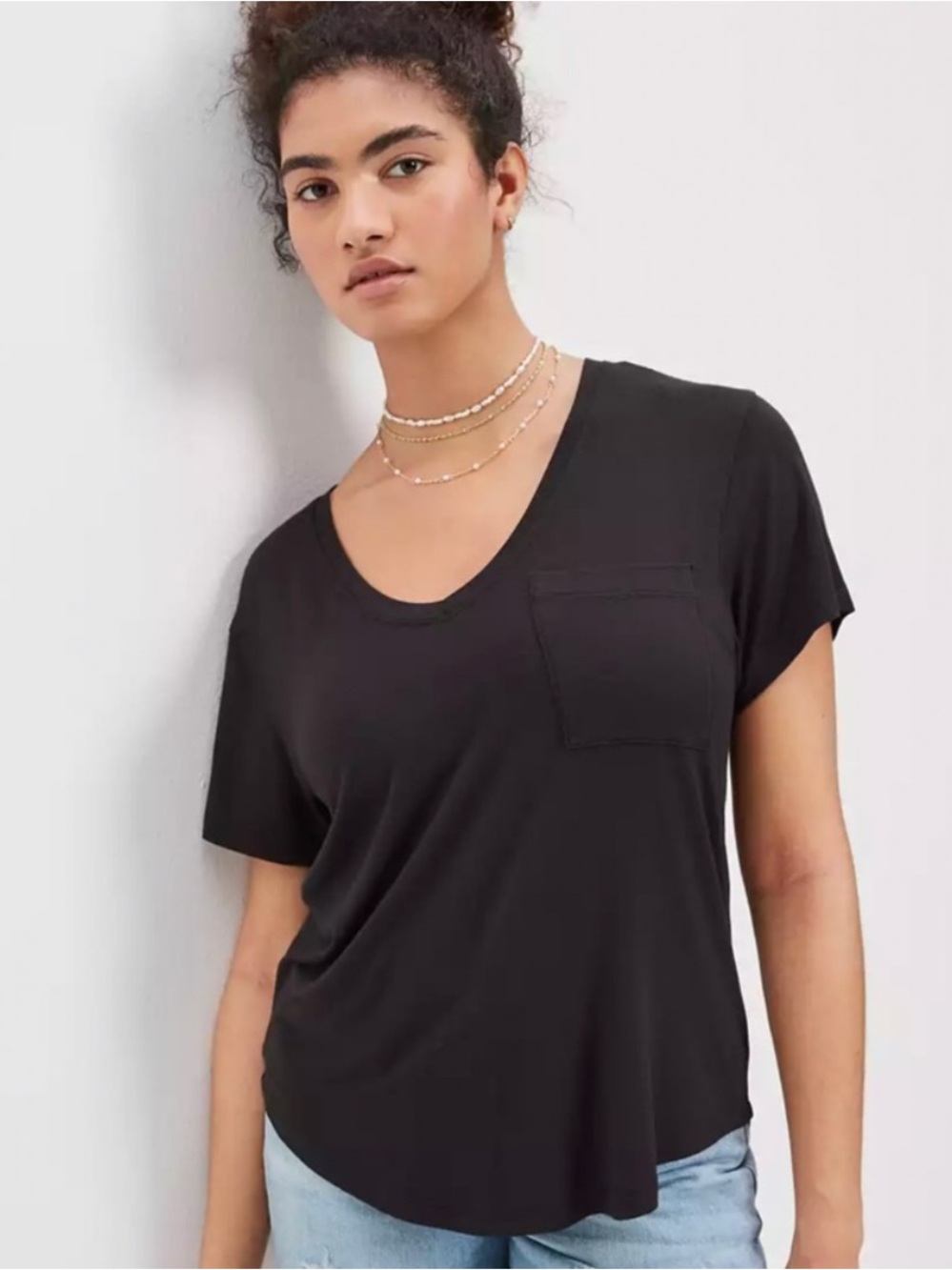 American Eagle Black AE Soft & Sexy V-Neck Pocket Tee XS NWT